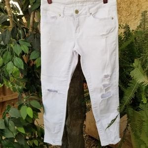 Distressed skinny cropped jeans